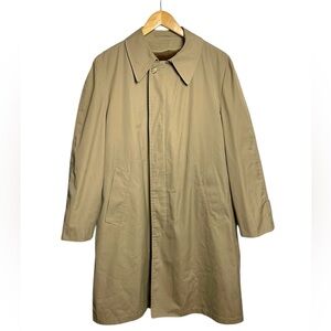 Vintage London Fog Men's Classic Tan khaki Trench Coat with zip liner medium 40